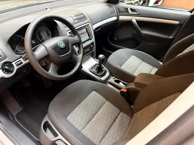 Škoda Octavia Combi 1.8 T-FSI Ambiente