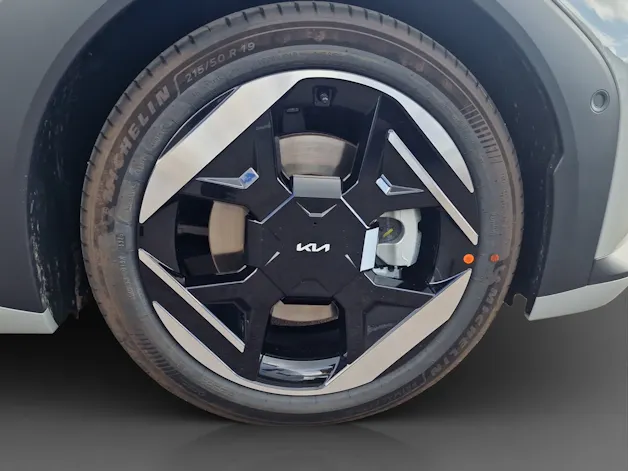 Kia EV4 81 kWh Earth+