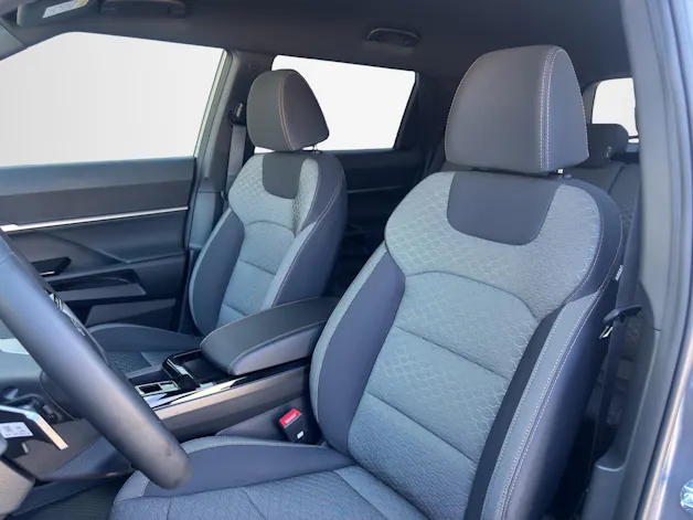 KGM Torres 1.5 T-Gdi Platinum 4WD