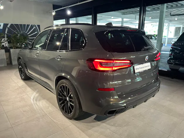 BMW X5 xDrive 48V 40d M Sport Steptronic