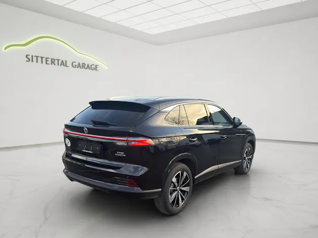 MG HS 1.5 T HEV Luxury