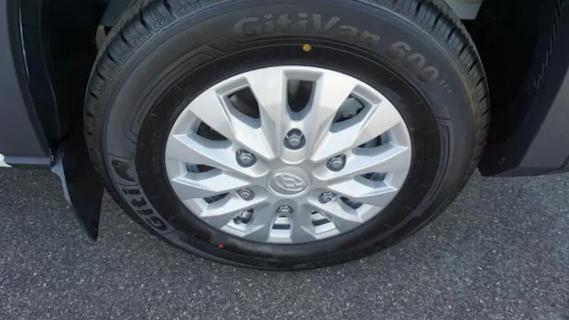 Maxus Deliver 9 2.0D L3H2 FWD L