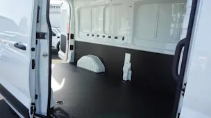 Maxus Deliver 9 2.0D L3H2 FWD L