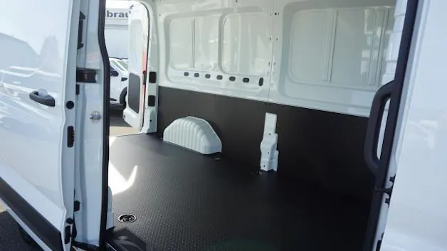 Maxus Deliver 9 2.0D L3H2 FWD L