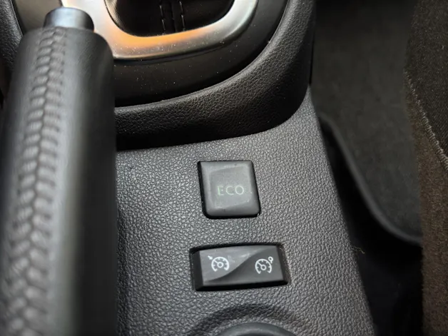 Renault Captur 1.3 T 16V Intens EDC