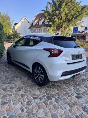 Nissan Micra IG-T100 Xtronic Tekna AVM + LED