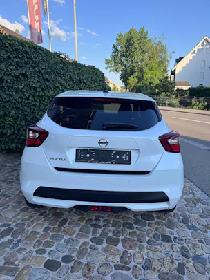 Nissan Micra IG-T100 Xtronic Tekna AVM + LED