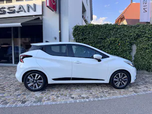 Nissan Micra IG-T100 Xtronic Tekna AVM + LED