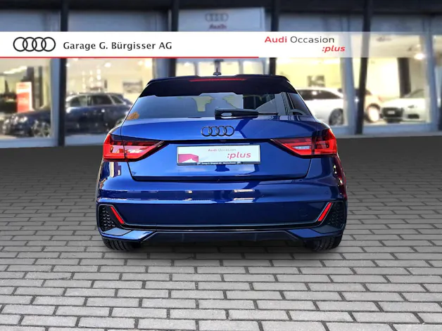 Audi A1 Sportback 30 TFSI S Line S-tronic Navarablau Metallic