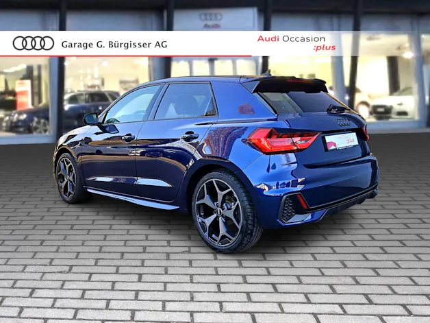 Audi A1 Sportback 30 TFSI S Line S-tronic Navarablau Metallic