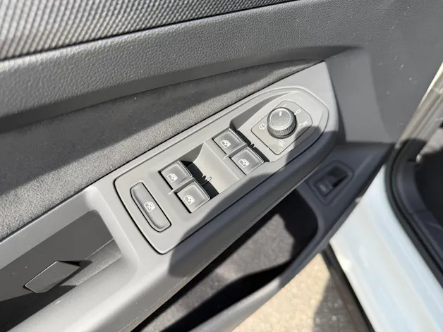 VW Golf Variant 2.0 TSI R-Line DSG 4 Motion