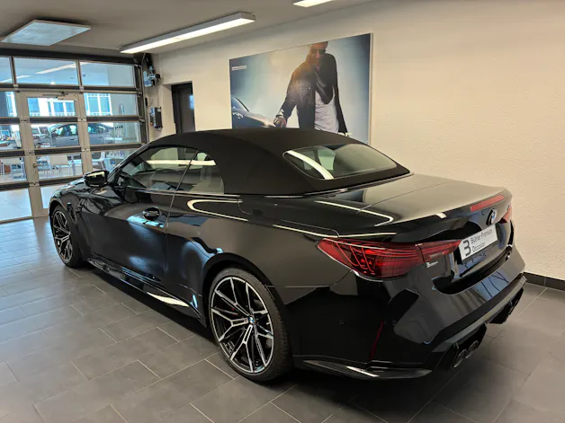 BMW M4 Competition xDrive Cabrio