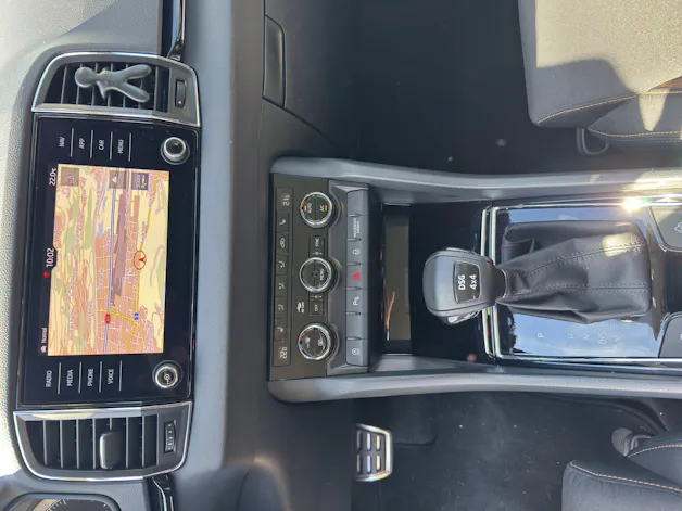 Škoda Karoq 1.5 TSI ACT Scout 4x4 DSG