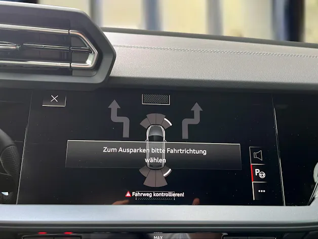Audi A3 Sportback 35 TFSI S line Attraction S-tronic Daytonagrau Perleffekt