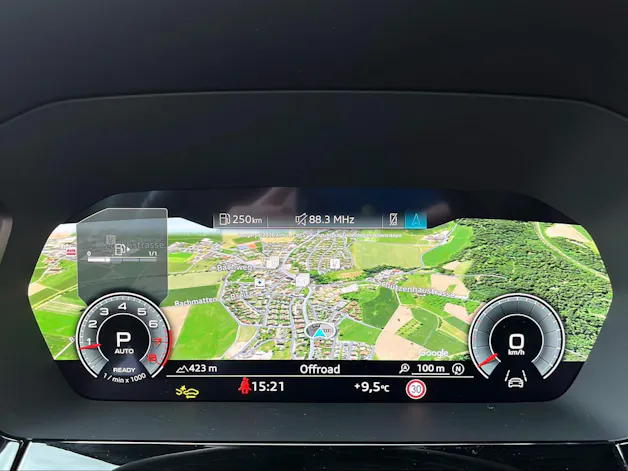 Audi A3 Sportback 35 TFSI S line Attraction S-tronic Daytonagrau Perleffekt
