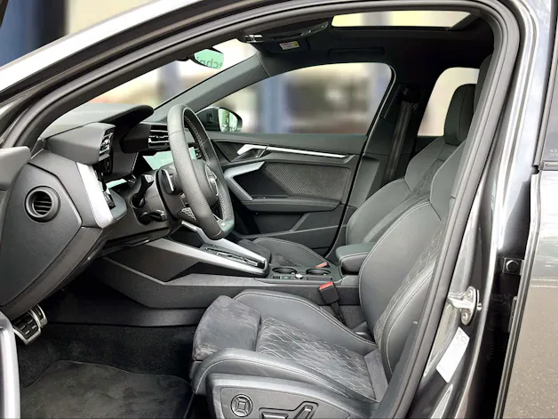Audi A3 Sportback 35 TFSI S line Attraction S-tronic Daytonagrau Perleffekt