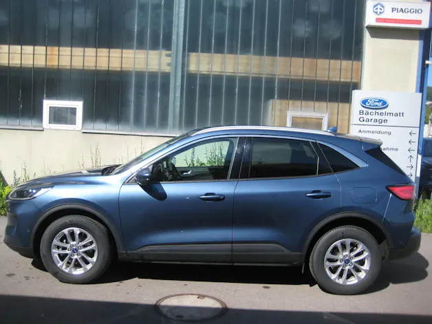 Ford Kuga 2.5 FHEV Titanium FWD