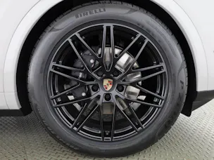 Porsche Cayenne Coupé Black Edition