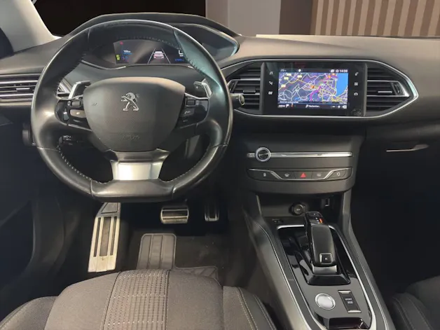 Peugeot 308 1.2 Pure Tech Allure Pack EAT8