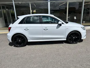Audi A1 Sportback 1.4 TFSI Sport S-tronic