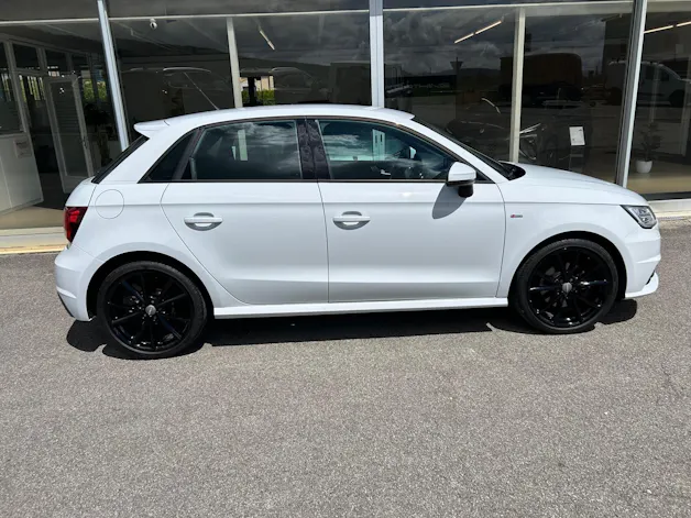 Audi A1 Sportback 1.4 TFSI Sport S-tronic