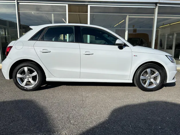 Audi A1 Sportback 1.4 TFSI Sport S-tronic