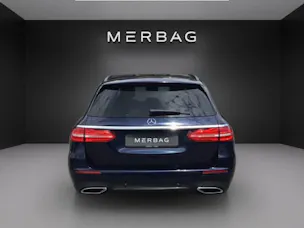 Mercedes-Benz E 220 d AMG Line