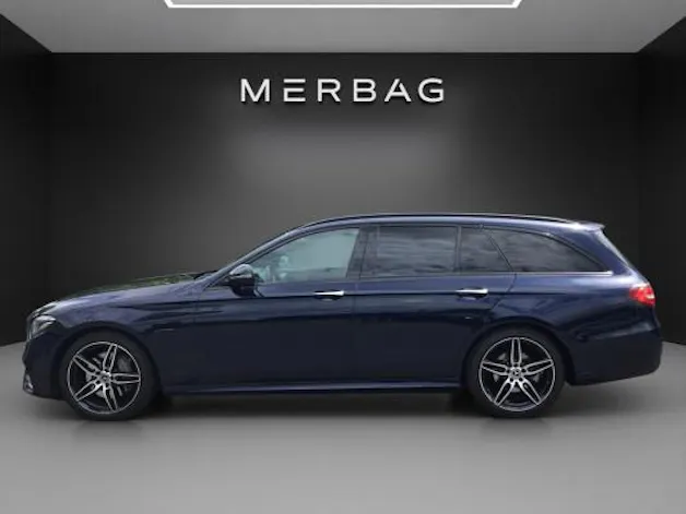 Mercedes-Benz E 220 d AMG Line