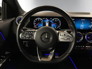 Mercedes-Benz GLA 200 4M AMG Line 8G-D