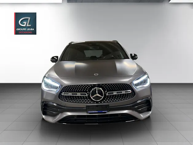 Mercedes-Benz GLA 200 4M AMG Line 8G-D