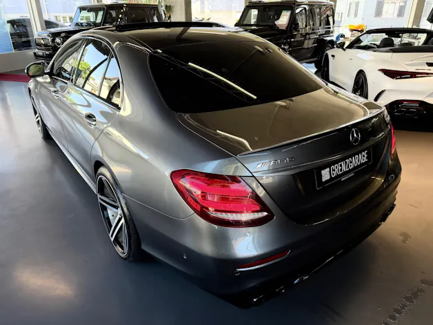 Mercedes-Benz E 53 AMG 4Matic+ Speedshift MCT