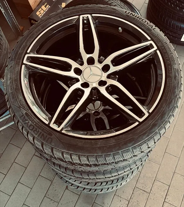 Mercedes-Benz E 53 AMG 4Matic+ Speedshift MCT