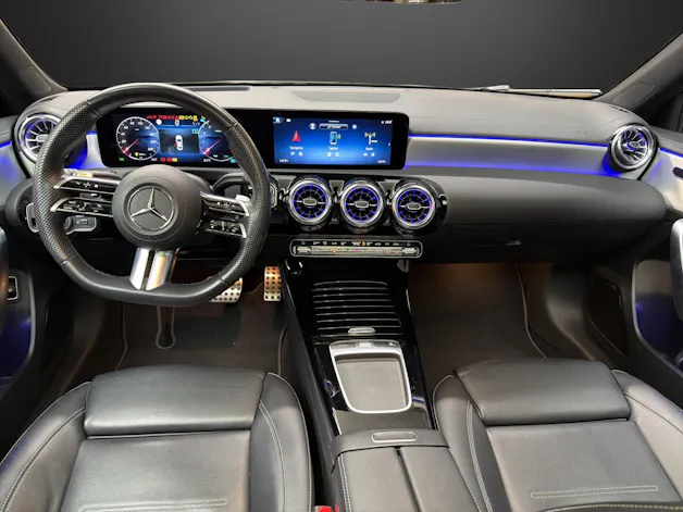 Mercedes-Benz A 250 AMG Line 4Matic