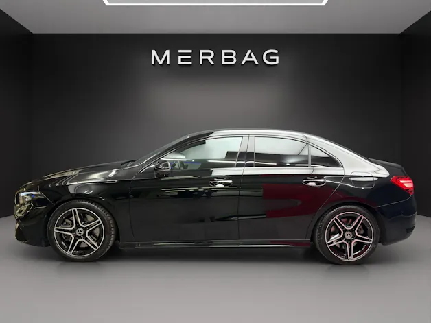 Mercedes-Benz A 250 AMG Line 4Matic