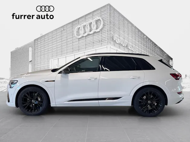 Audi e-tron 55 S Line Black Edition quattro