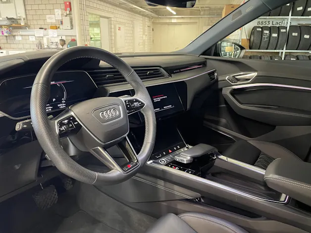 Audi e-tron 55 S Line Black Edition quattro