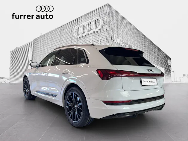 Audi e-tron 55 S Line Black Edition quattro