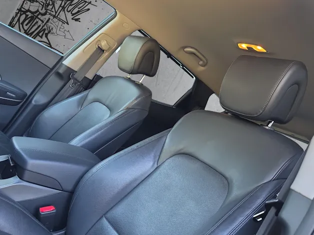 Hyundai Santa Fe 2.2 CRDI Premium 4WD Automatic