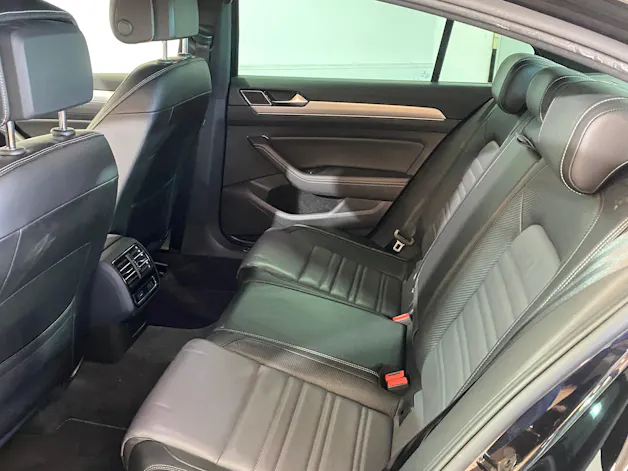 VW Passat 2.0 TDI SCR BMT R-Line Highline DSG