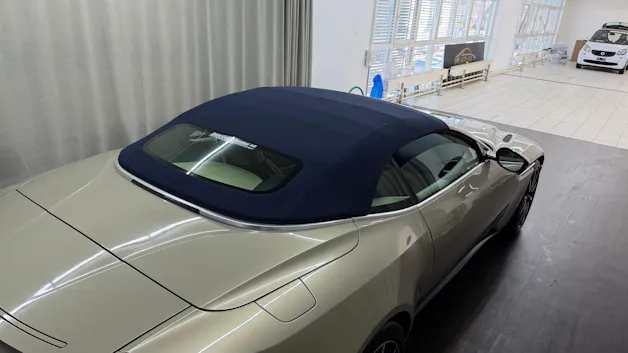 Aston Martin DB11 V8 Volante Touchtronic 3