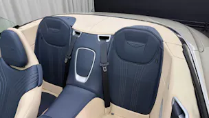 Aston Martin DB11 V8 Volante Touchtronic 3
