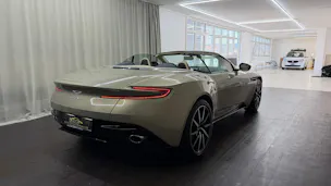 Aston Martin DB11 V8 Volante Touchtronic 3