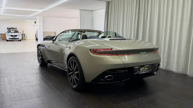 Aston Martin DB11 V8 Volante Touchtronic 3