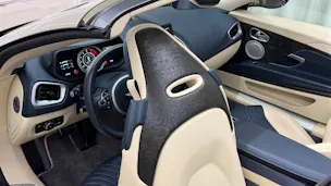 Aston Martin DB11 V8 Volante Touchtronic 3