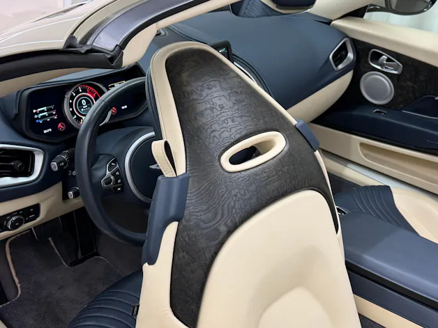 Aston Martin DB11 V8 Volante Touchtronic 3