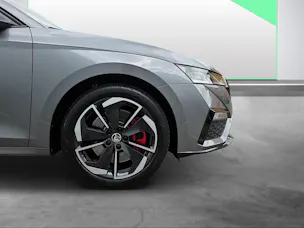 Škoda Octavia Combi 2.0 TSI DSG RS