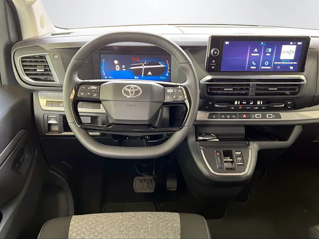 Toyota PROACE Verso L1 2.2 D Trend