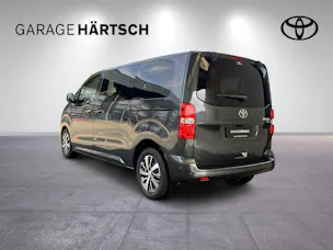Toyota PROACE Verso L1 2.2 D Trend