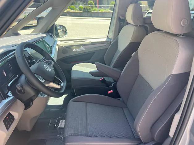 VW Multivan 2.0 TDI Life Edition DSG Lang