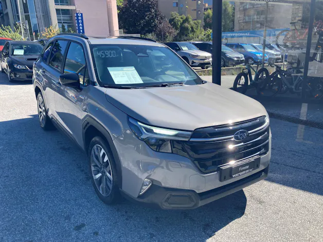 Subaru Forester Station 2.0i e-Boxer Luxury